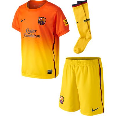 barcelona 2013 away kit